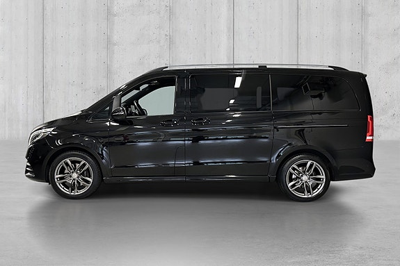 Mercedes-Benz V300 d 4 of 18