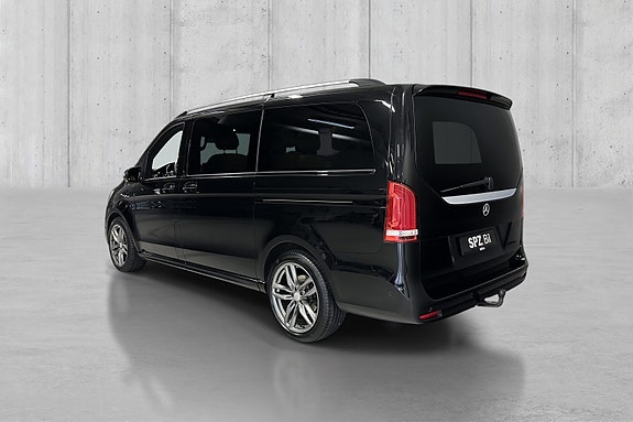 Mercedes-Benz V300 d 5 of 18
