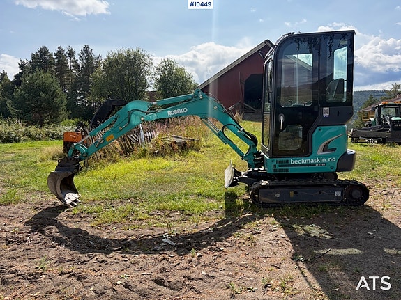 Kobelco SK17SR-3E SK17SR-3E minigraver – 877 timer – 2 skuffer. SE VIDEO! 5 of 25