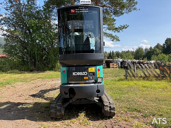 Kobelco SK17SR-3E SK17SR-3E minigraver – 877 timer – 2 skuffer. SE VIDEO! 4 of 25