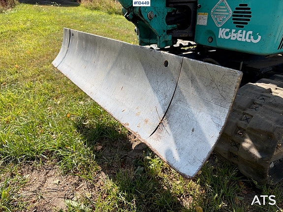 Kobelco SK17SR-3E SK17SR-3E minigraver – 877 timer – 2 skuffer. SE VIDEO! 25 of 25