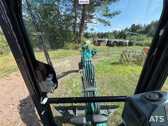 Kobelco SK17SR-3E SK17SR-3E minigraver – 877 timer – 2 skuffer. SE VIDEO! 13 of 25
