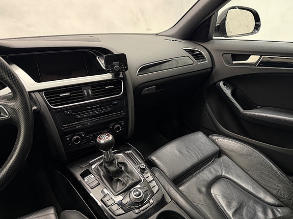 Audi A4 15 of 30