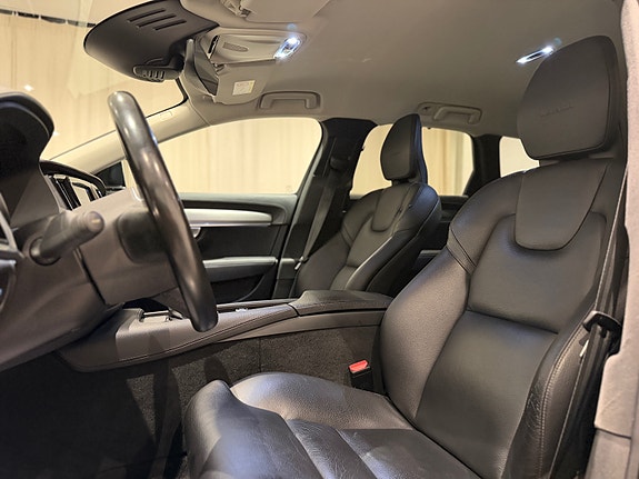 Volvo V90 9 of 30