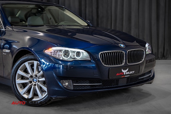BMW 530d 2 of 30