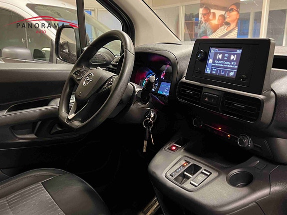 Opel Combo-e 9 of 24