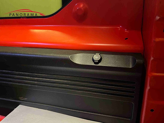 Opel Combo-e 22 of 24