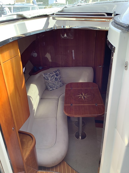 Windy 37 grand mistral 13 of 26