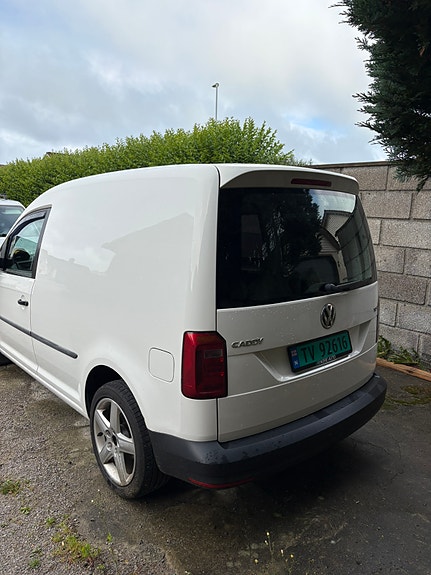 Volkswagen Caddy 3 of 9