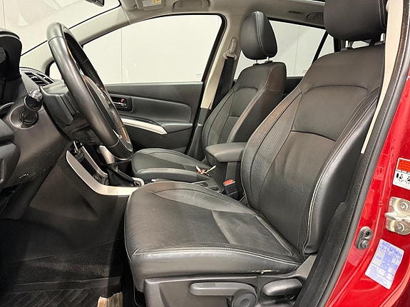 Suzuki S-Cross 9 of 30