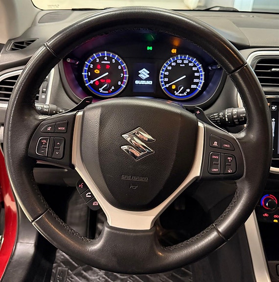 Suzuki S-Cross 11 of 30