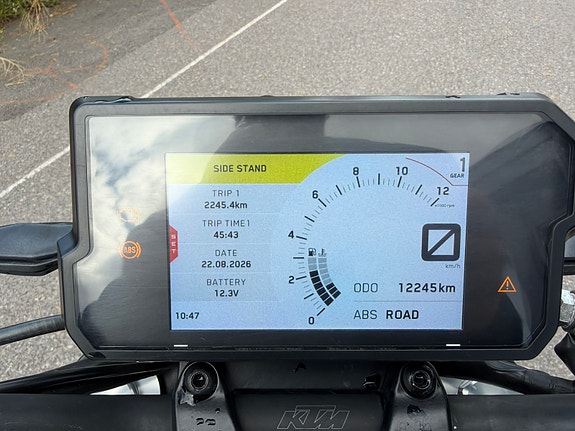 KTM 390 Duke 9 of 9