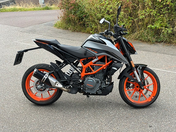 KTM 390 Duke 8 of 9
