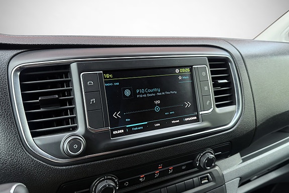 Peugeot e-Expert 22 of 30