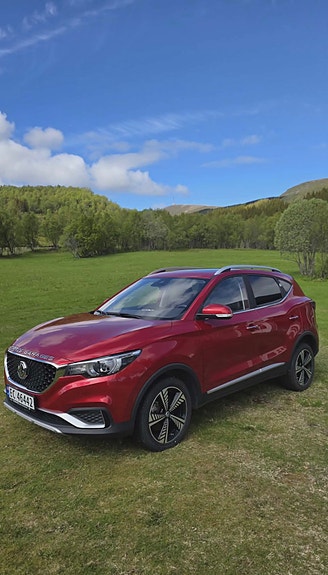 MG ZS EV 2 of 14