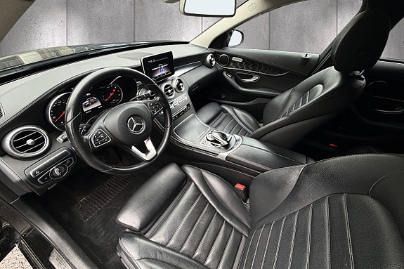 Mercedes-Benz C350 e 15 of 24