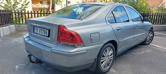Volvo S60 3 of 21