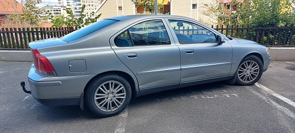 Volvo S60 12 of 21