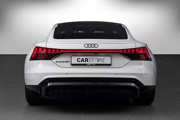 Audi e-tron GT 5 of 30