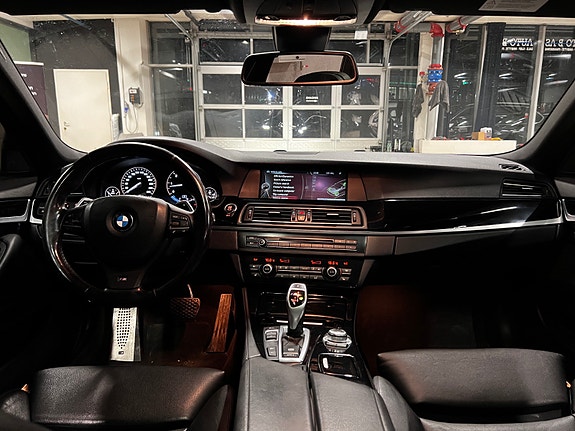 BMW M550d 21 of 30