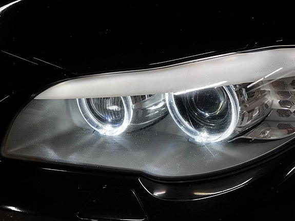 BMW M550d 11 of 30