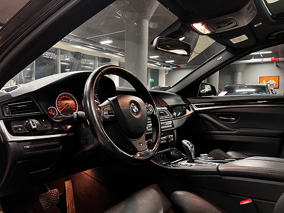 BMW M550d 14 of 30