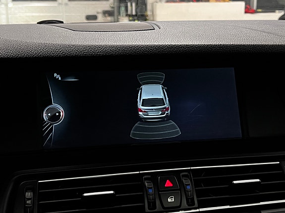 BMW M550d 28 of 30
