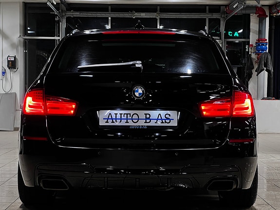 BMW M550d 4 of 30