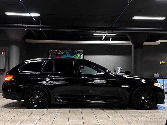 BMW M550d 6 of 30