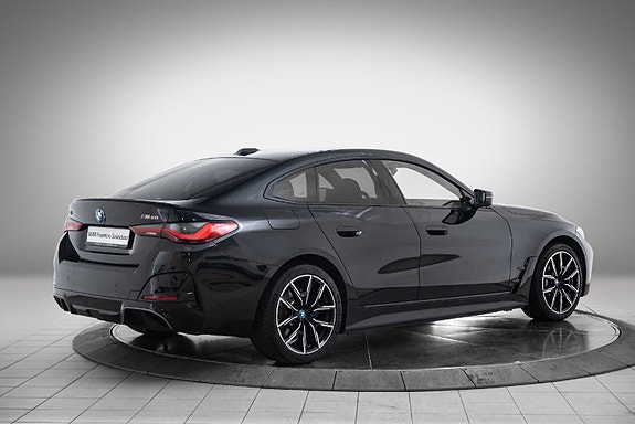 BMW i4 5 of 28