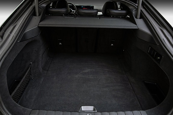 BMW i4 28 of 28