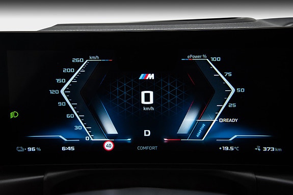 BMW i4 18 of 28