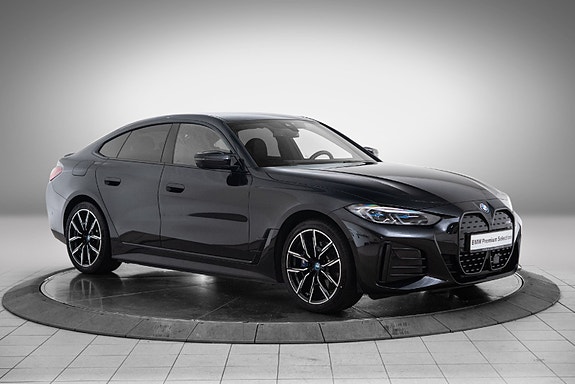 BMW i4 7 of 28