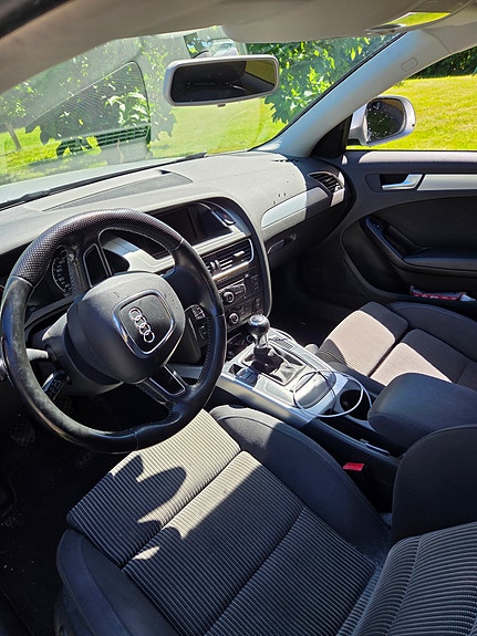 Audi A4 12 of 15