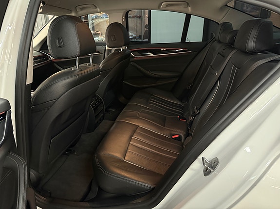 BMW 520d 17 of 18