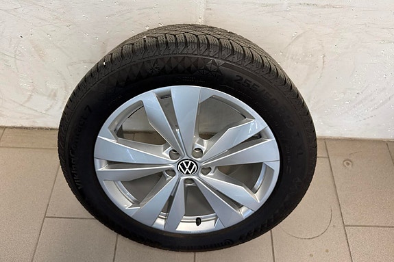 Volkswagen ID.4 GTX 20 of 26