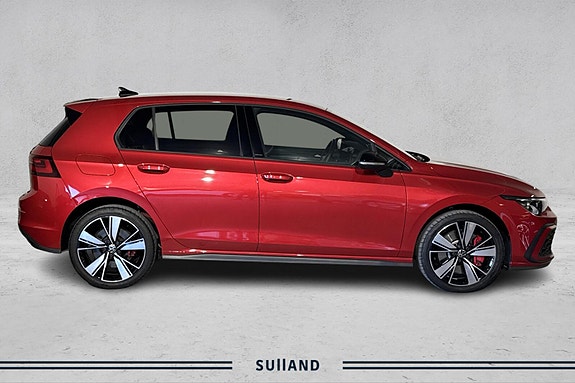 Volkswagen Golf VIII 6 of 27