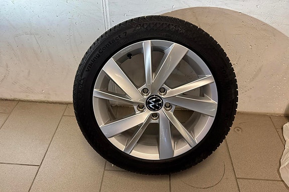 Volkswagen Golf VIII 20 of 27