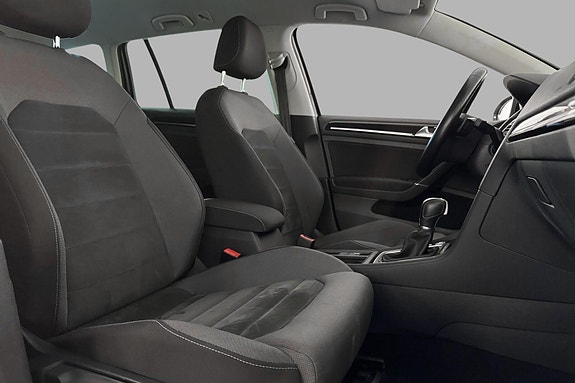 Volkswagen Golf VII 15 of 24