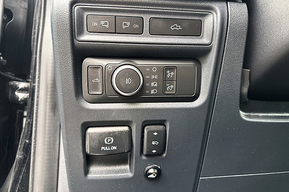Ford F-150 28 of 30