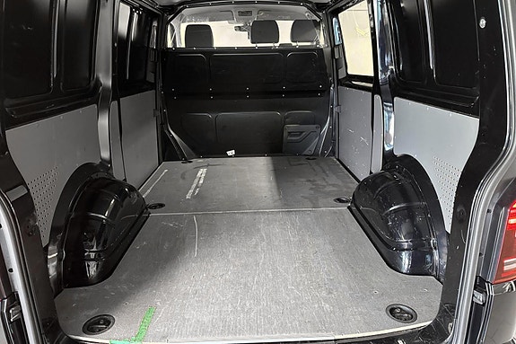 Volkswagen Transporter 18 of 25