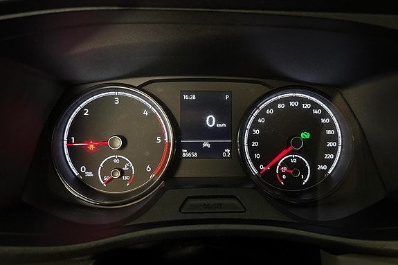 Volkswagen Transporter 12 of 25