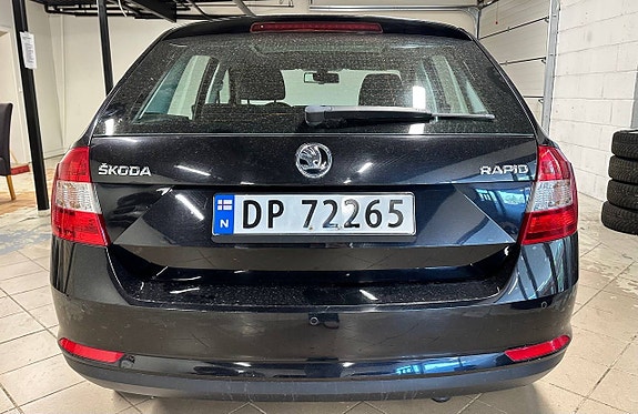 Skoda Rapid 4 of 23