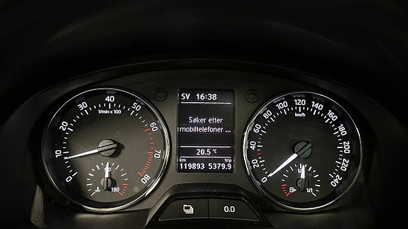 Skoda Rapid 11 of 23