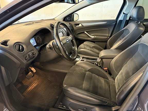 Ford Mondeo 14 of 25