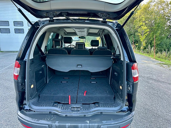 Ford Galaxy 15 of 15