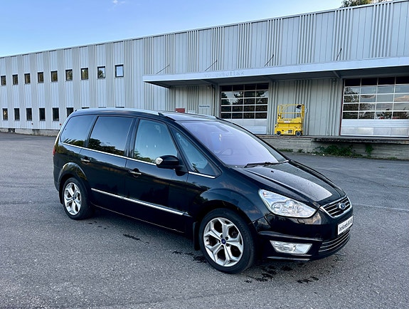 Ford Galaxy 9 of 15
