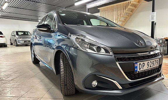 Peugeot 208 6 of 30