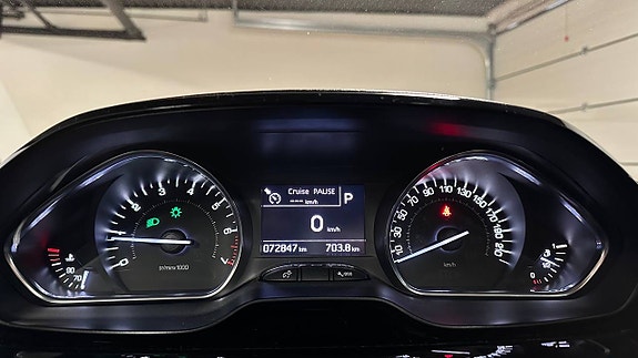 Peugeot 208 13 of 30