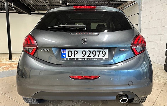 Peugeot 208 4 of 30